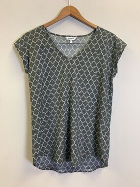 Express Gray Trellis V-Neck Tunic